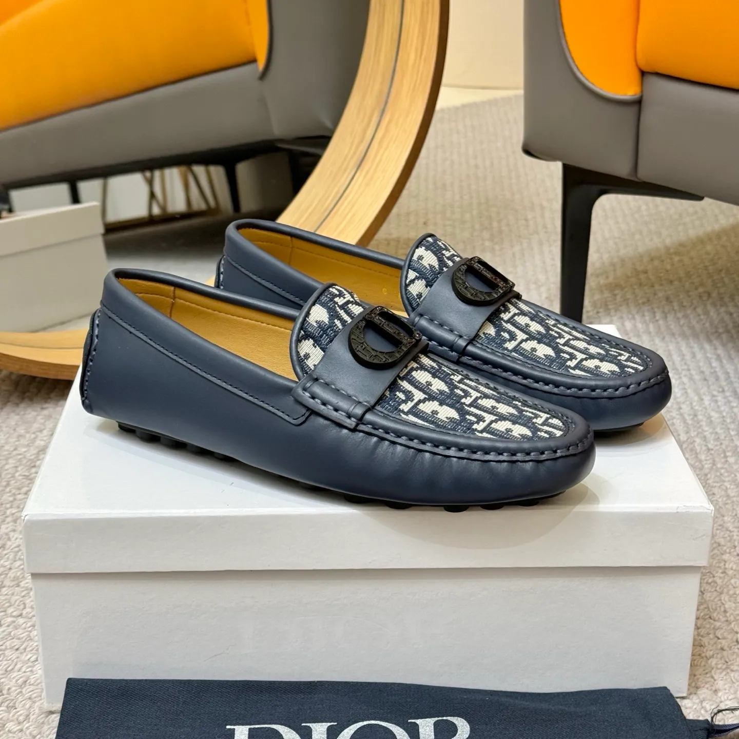Men's clothing and shoes 💰420! (Yangli) Quality DIOR [Dior’s latest arrival] real auction hot-selling Doudou shoes 🔍DIOR) new Doudou shoes 👍Belgian designer Martin Margiela serves as Gucci shoe designer y full of charm, luxury style gentleman upper: imported cowhide, lining with spring sweat-absorbent first-layer sheepskin. Outsole Brand outsole, the last stitching on the bottom will never come off; equipped with classic Gucci exquisite hardware C D buckle💋The whole pair of shoes is fashionable and casual without losing high-end style; standard 38-46